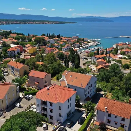 ゲストハウス Mary マリンスカ