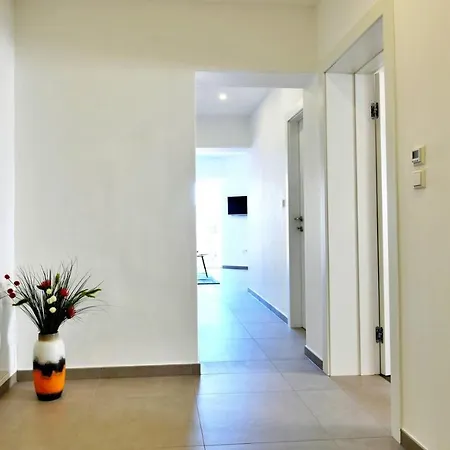 Mary マリンスカ