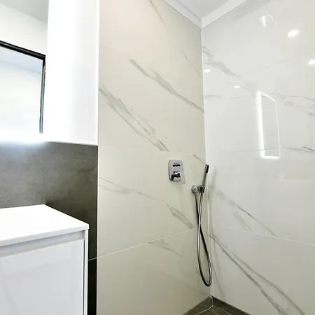 Mary ゲストハウス 3*